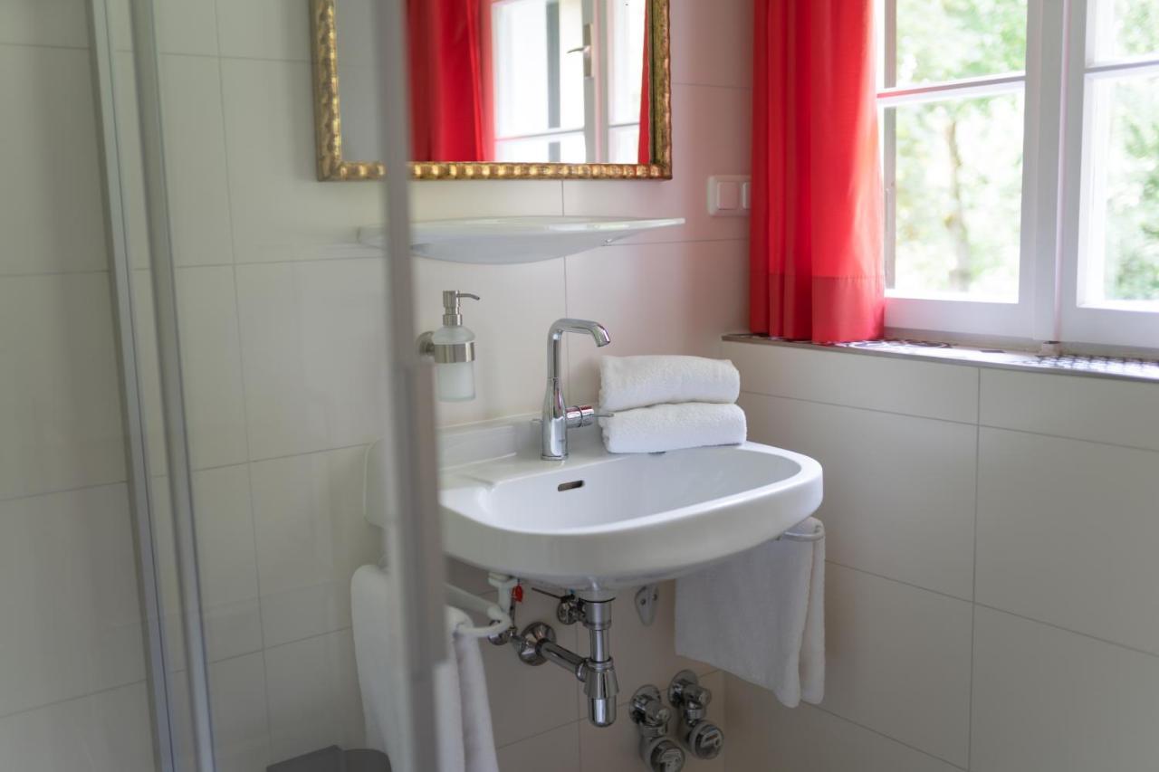 Villa Schwertfuehrer Velden am Worthersee Bagian luar foto